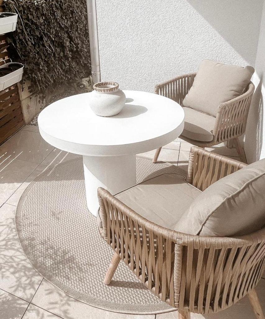 Lakeview Guesthouse With Two Bedrooms & Private Bathroom Chatillon  Extérieur photo