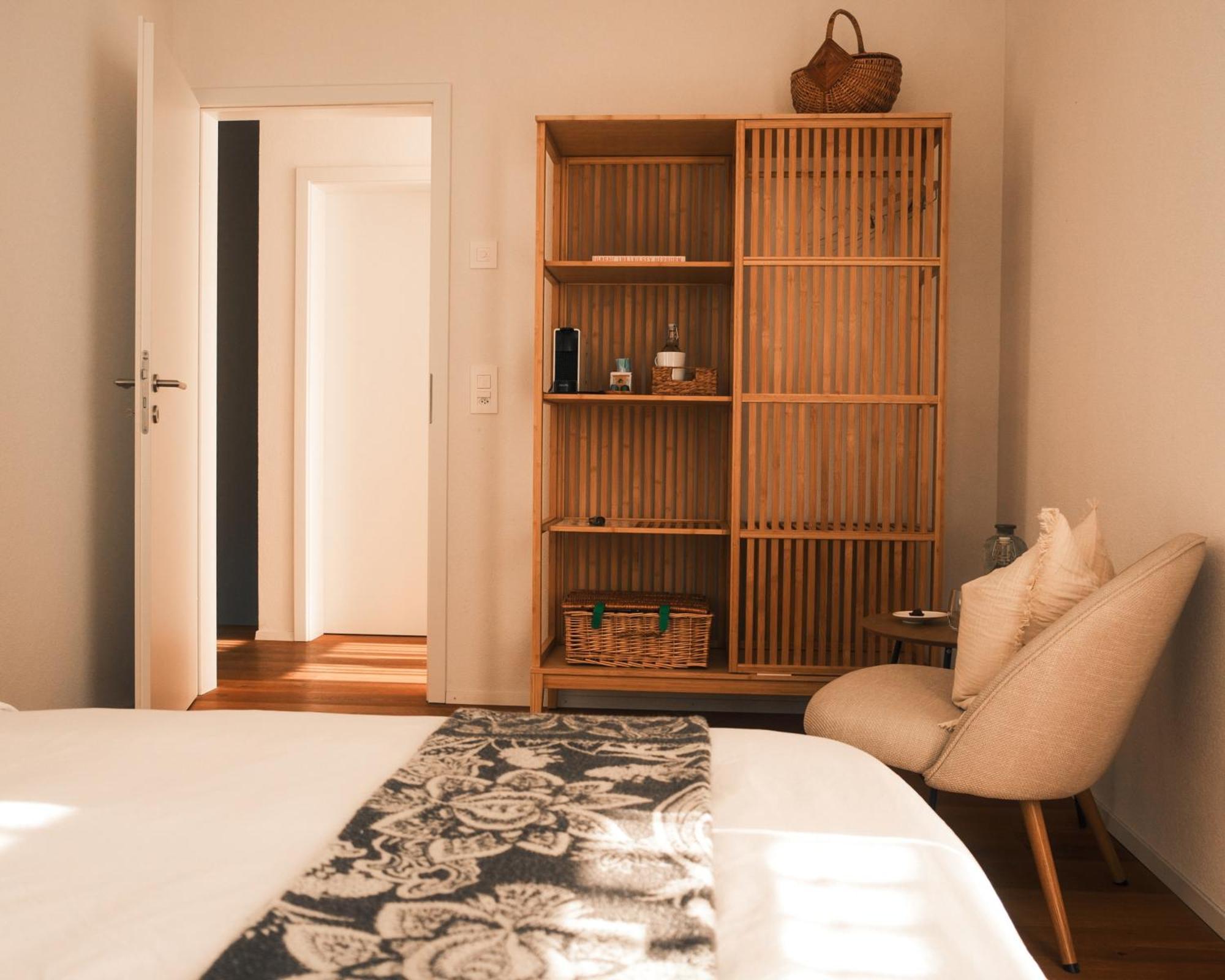 Lakeview Guesthouse With Two Bedrooms & Private Bathroom Chatillon  Extérieur photo